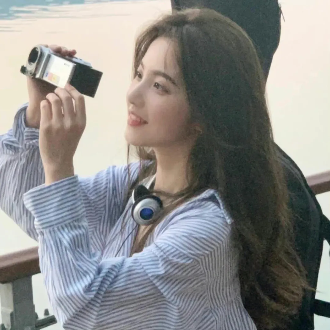 修学旅行时被分进了合不来的组